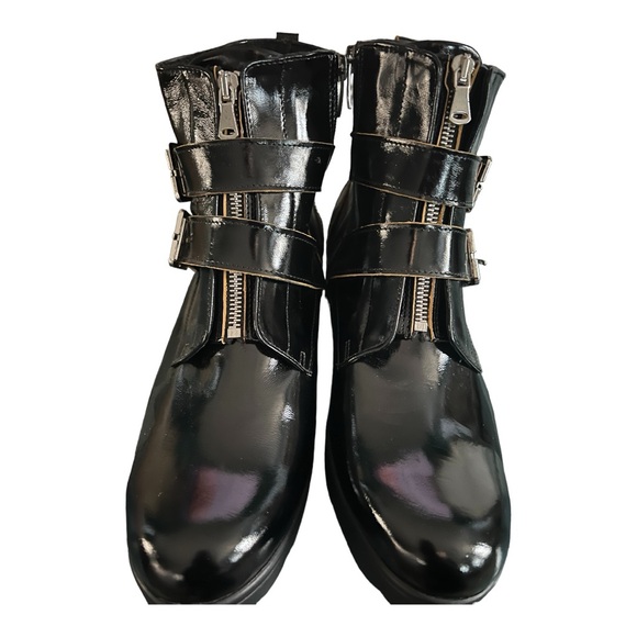 Black Patent Faux Leather Boots - Picture 2 of 8